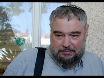 Насиловать можно. Но теоретически