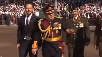 Король не умер? - Да здравствует король!