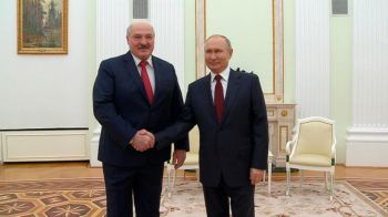 Кого Лукашенко боится больше: Путина или белорусов?‎