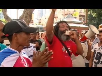 Почему "русские" не защищают свои права?