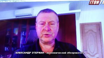 Корабль тонет. Команда бастует