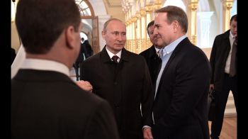 Зеленский - Путину: давай меняться, или Зачем России Медведчук