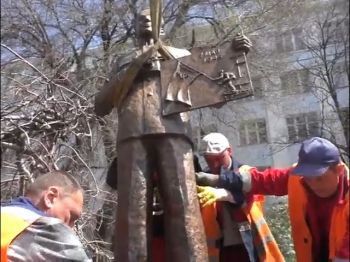 Почему на Донбассе чтят память о еврее - фотографе Победы?