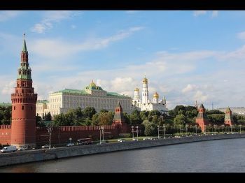 Российский политолог: В отношении Москвы к выборам в Грузии и Молдове уже больше прагматизма, чем идеологии