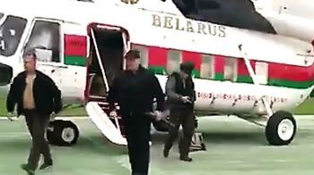 Беларусь: протесты продолжаются. Лукашенко схватился за оружие.