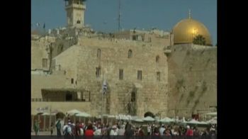 Арабские "гробокопатели" разрушают Иерусалим