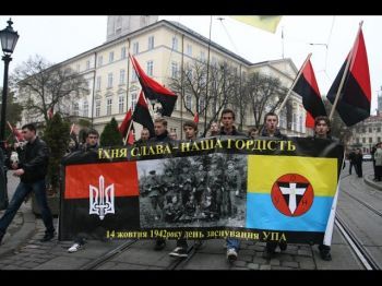 Украина переписывает историю "под Бандеру"...