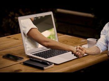 Из израильского "закона о фейсбуке" торчат уши спецслужб