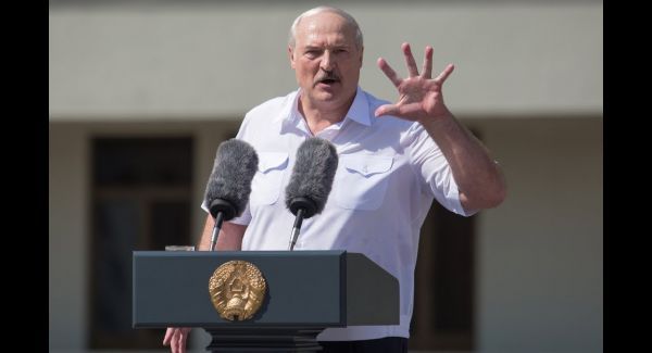 Почему Путин не заставляет Лукашенко воевать?