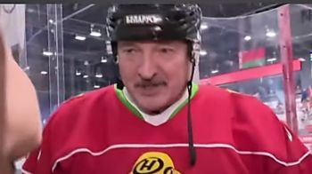 Беларусь: Протесты замерзают, чемпионат ускользает, а Лукашенко правит